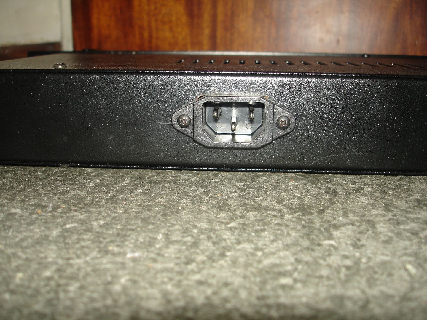 REVIEW Doble Bass Emulator Rack, Eva Pedales Bajos, Amplis y Efectos Musiquiatra